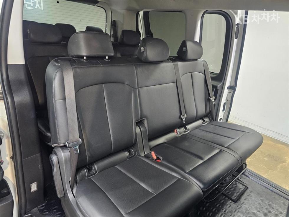 Hyundai Staria — miniaturë 9