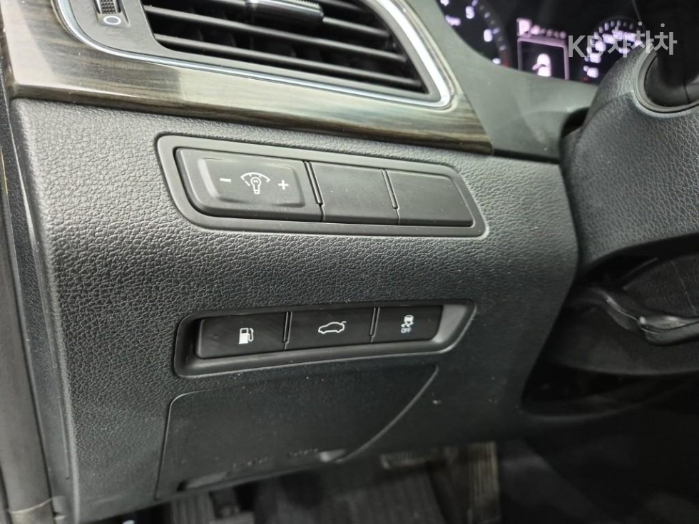 Hyundai Sonata — miniaturë 17