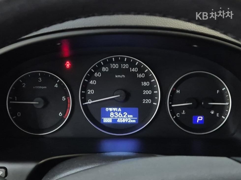 Hyundai Starex — miniaturë 6