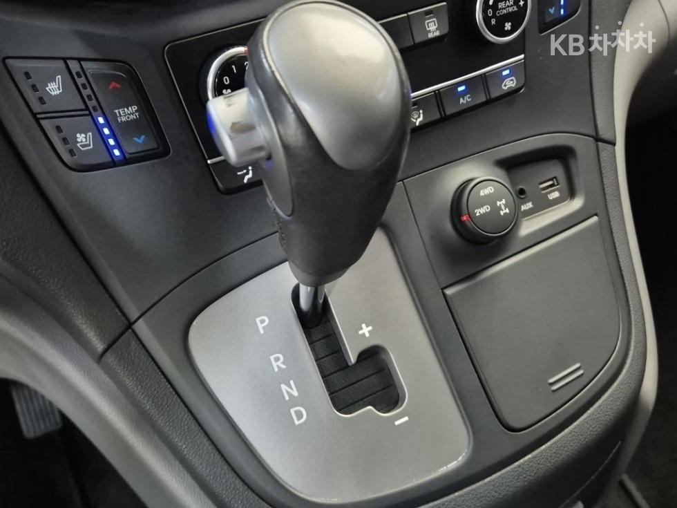 Hyundai Starex — miniaturë 8