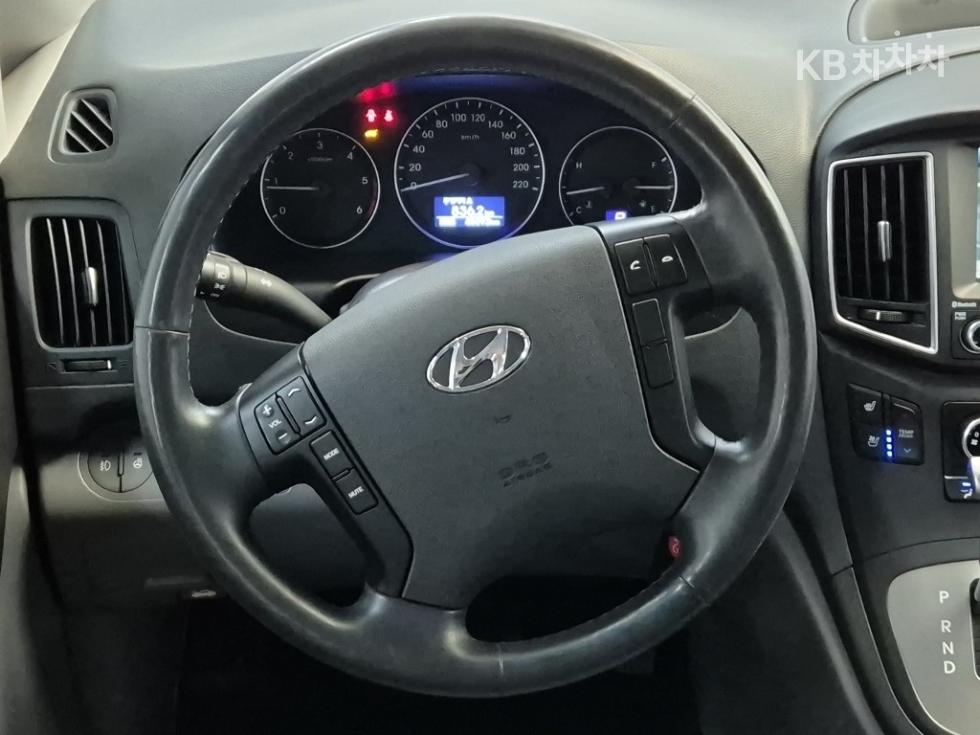 Hyundai Starex — miniaturë 9