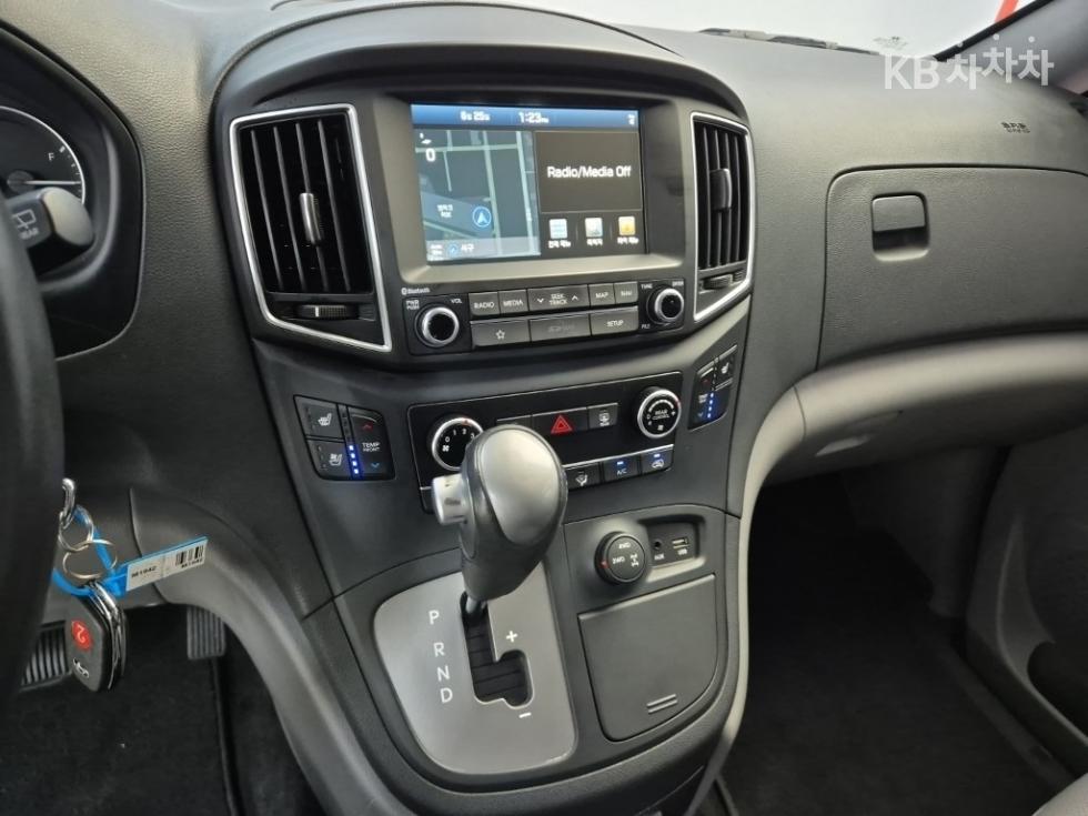 Hyundai Starex — miniaturë 10