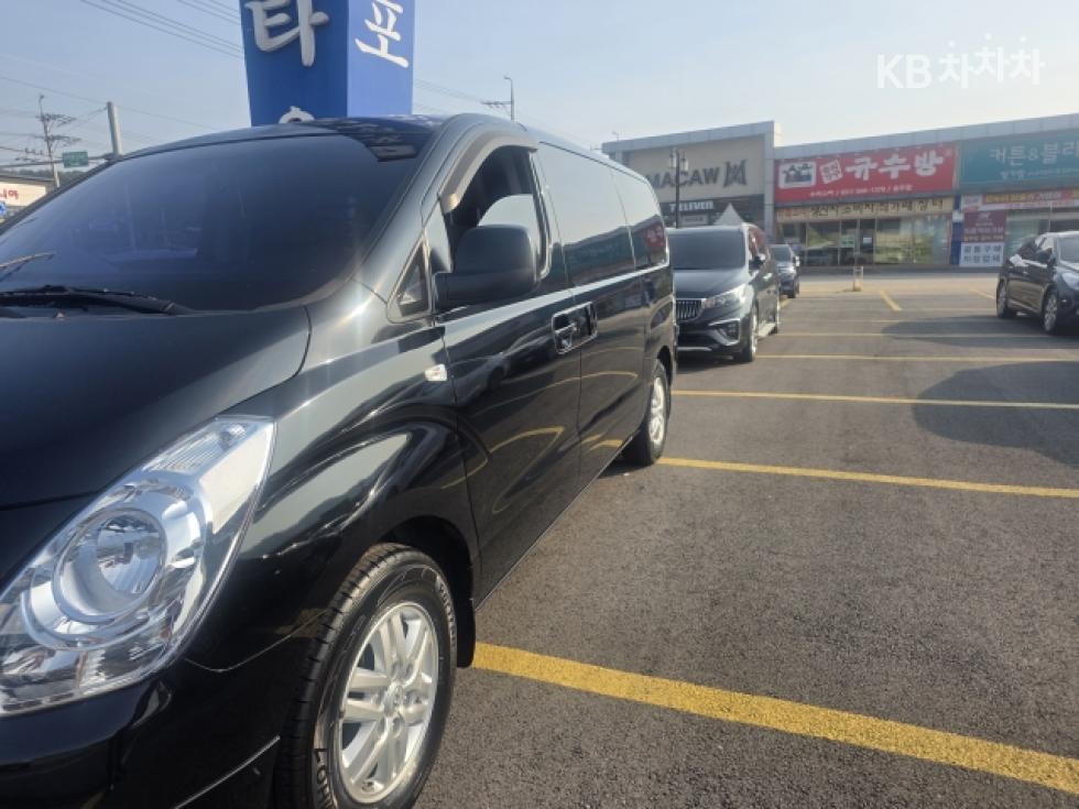 Hyundai Starex — miniaturë 5