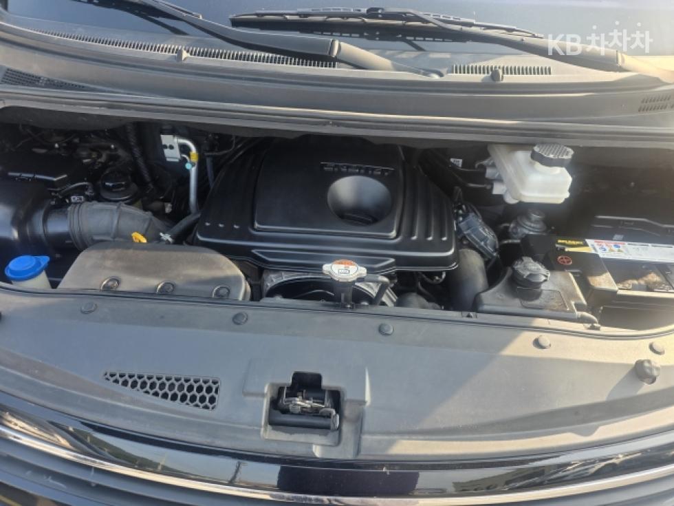 Hyundai Starex — miniaturë 6