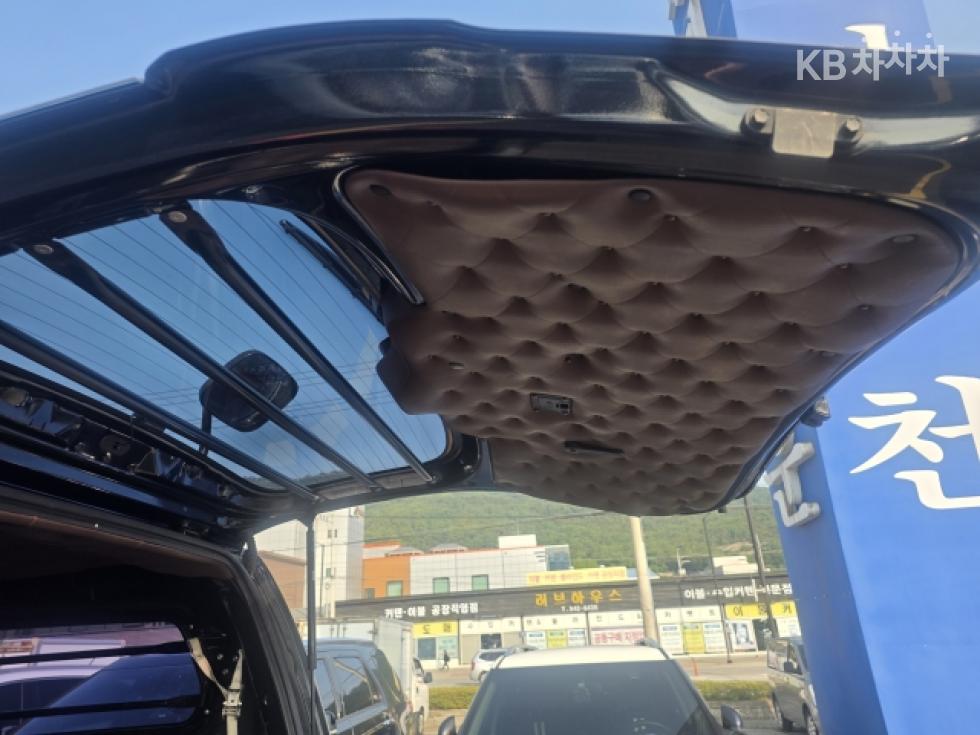 Hyundai Starex — miniaturë 13