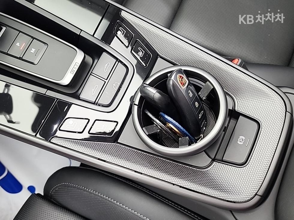 Porsche 911 — miniaturë 15