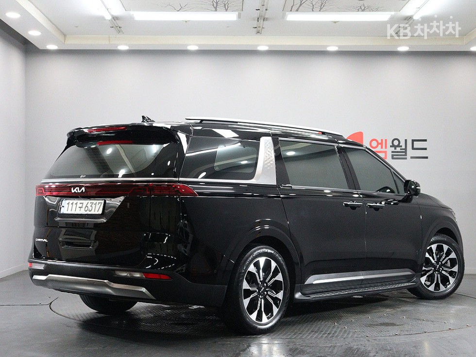 Kia Carnival — miniaturë 3