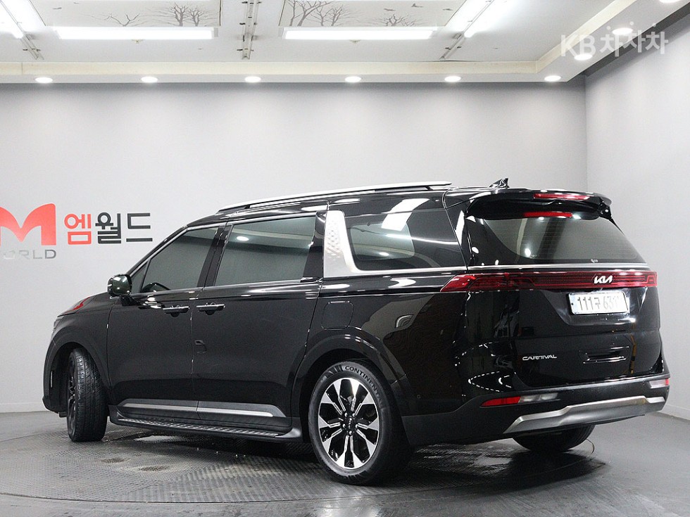 Kia Carnival — miniaturë 4