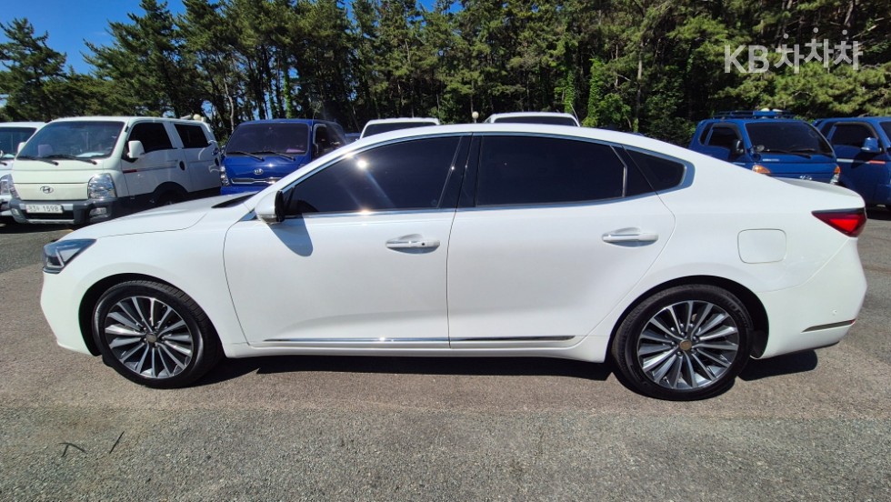 Kia K7 — miniaturë 2
