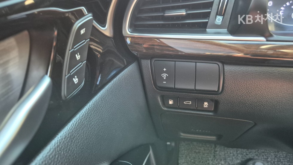 Kia K7 — miniaturë 8