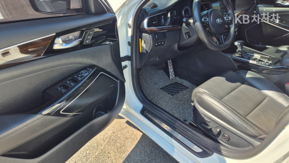 Kia K7 — miniaturë 12
