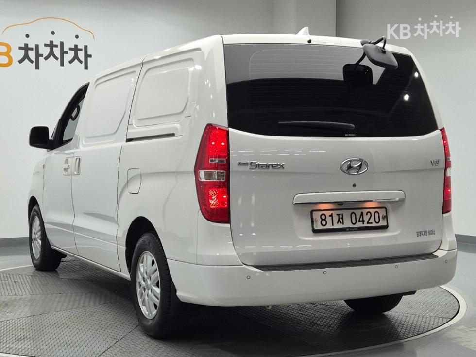 Hyundai Starex — miniaturë 2