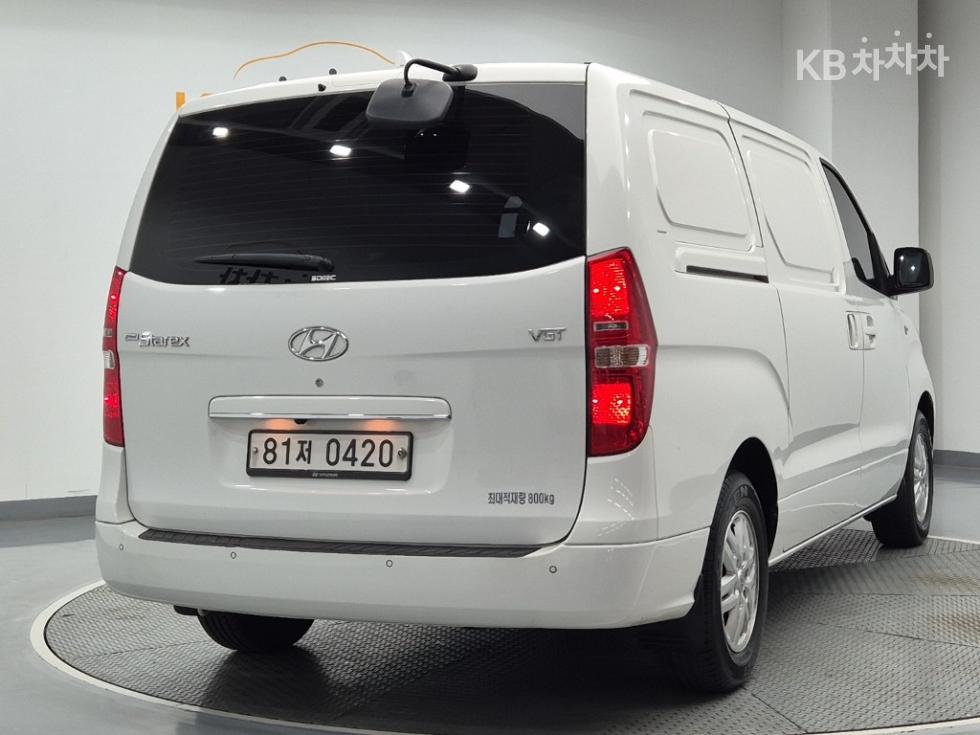 Hyundai Starex — miniaturë 3