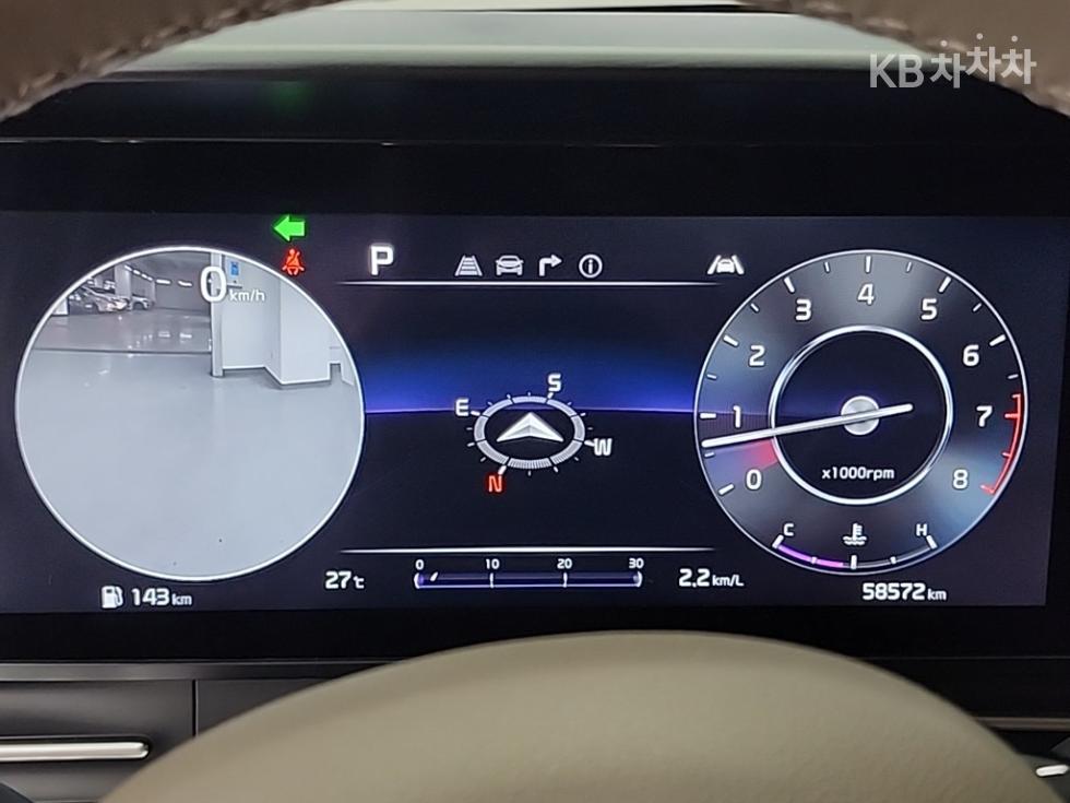 2022 Kia 4 photo