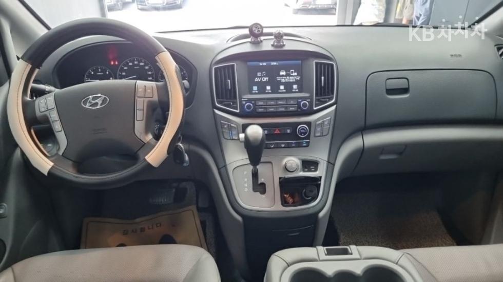 Hyundai Starex — miniaturë 7