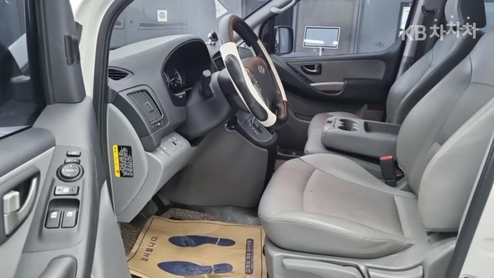 Hyundai Starex — miniaturë 8