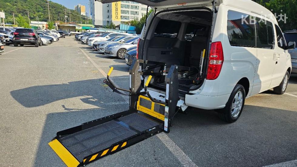 Hyundai Starex — miniaturë 24