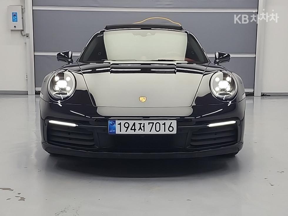 2020 Porsche 911 photo