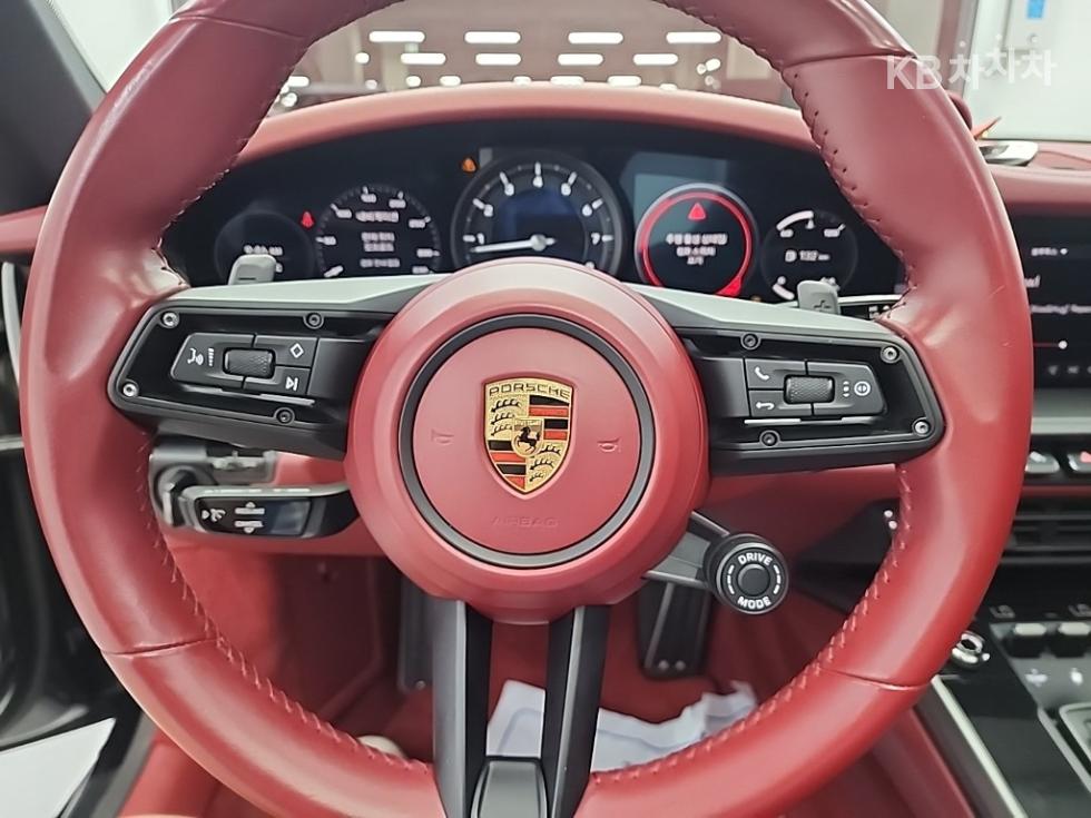 2020 Porsche 911 photo