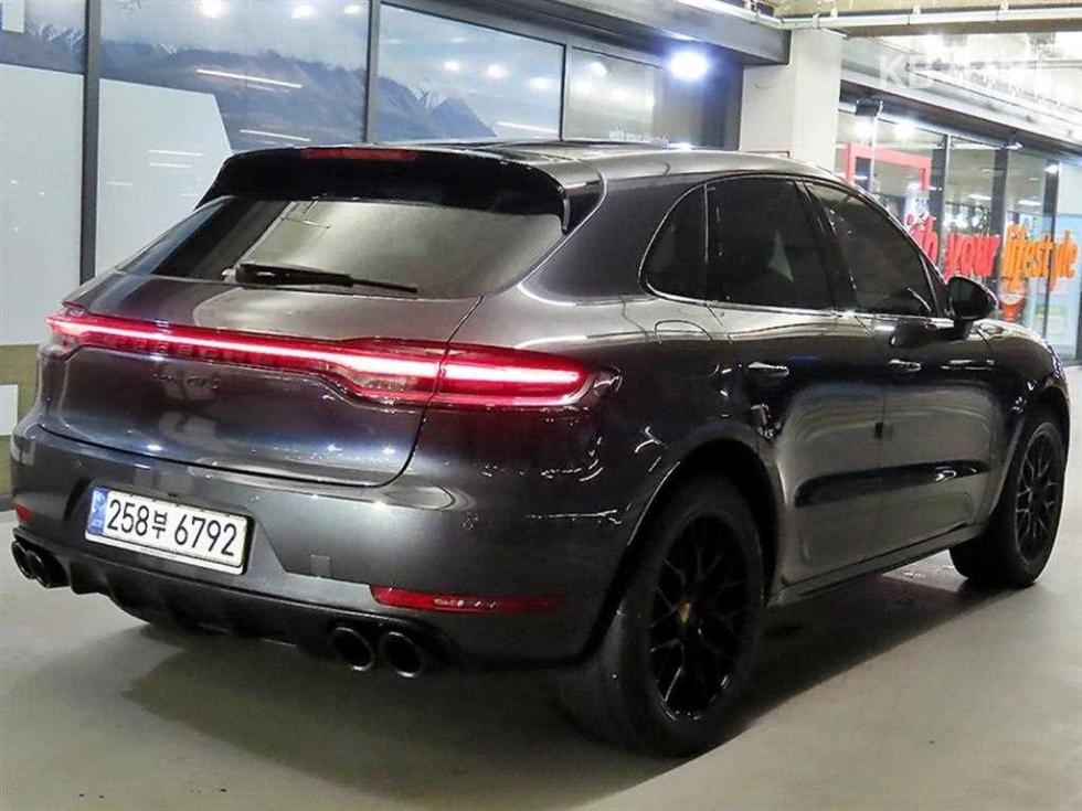 2021 Porsche Used Car photo
