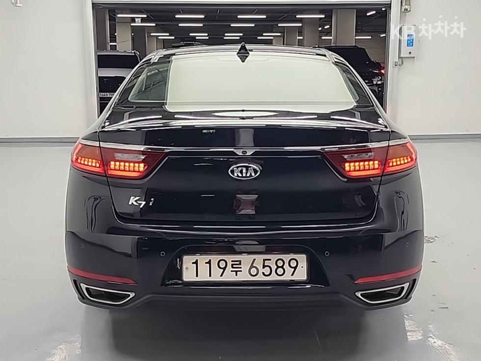 Kia K7 — miniaturë 3