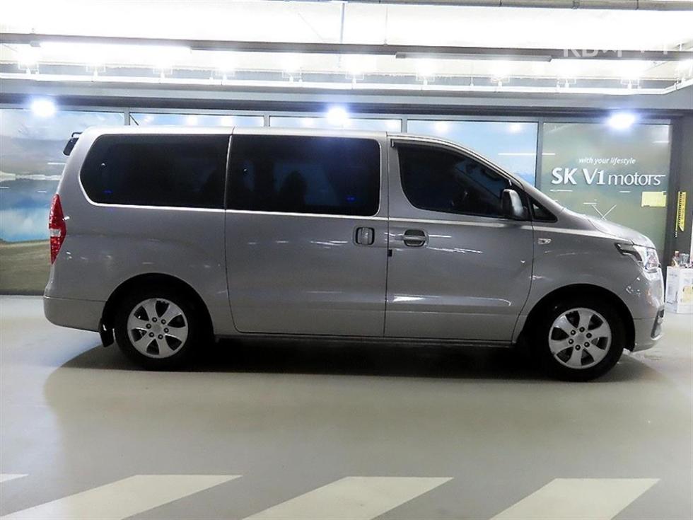 Hyundai Starex — miniaturë 3