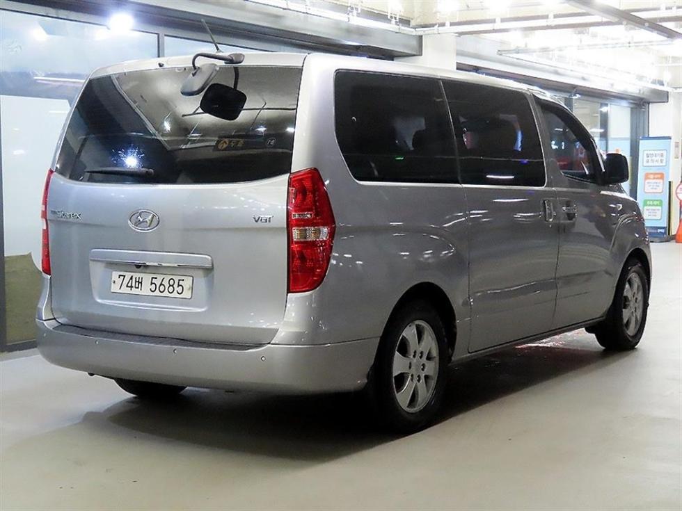 Hyundai Starex — miniaturë 4