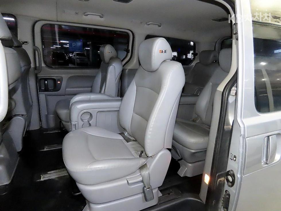 Hyundai Starex — miniaturë 7