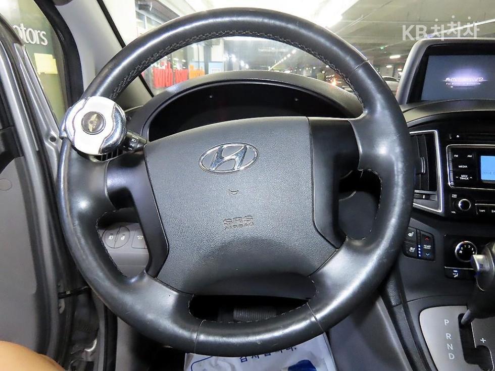 Hyundai Starex — miniaturë 8