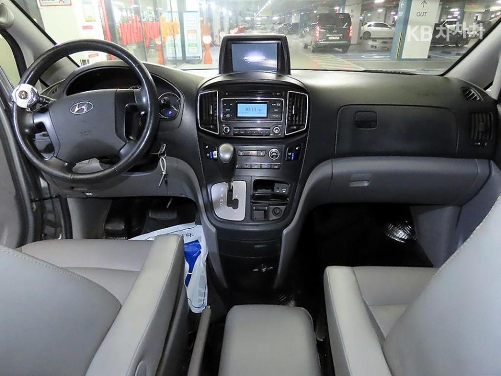 Hyundai Starex — miniaturë 9