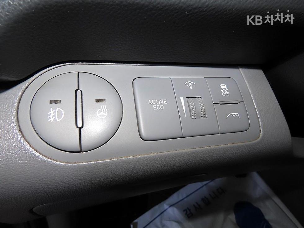 Hyundai Starex — miniaturë 12