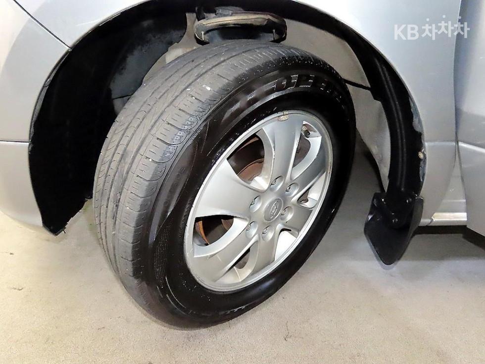 Hyundai Starex — miniaturë 16
