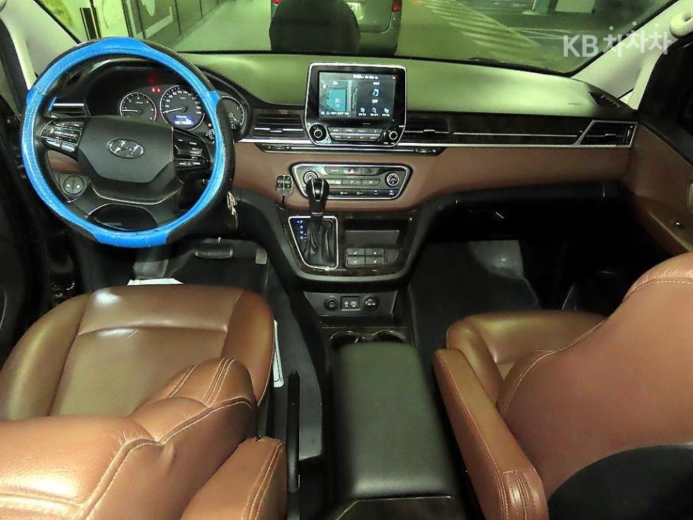 Hyundai Starex — miniaturë 10