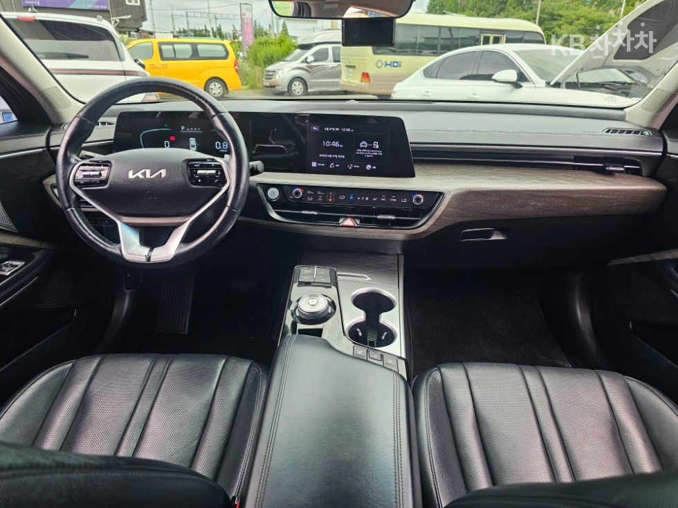 Kia K8 — miniaturë 9