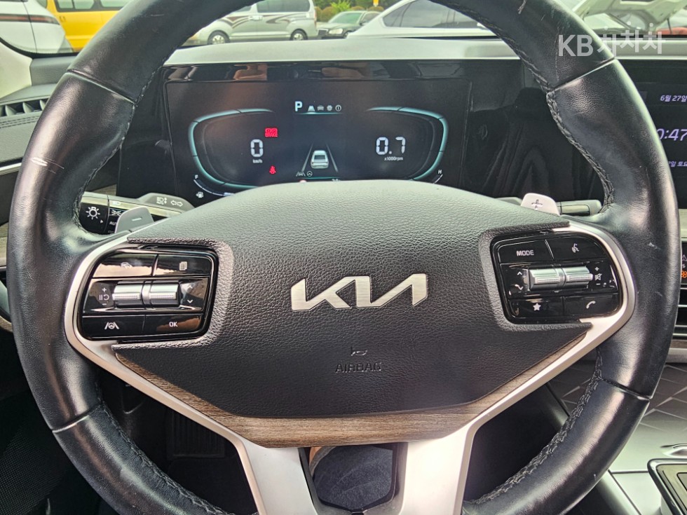 Kia K8 — miniaturë 14
