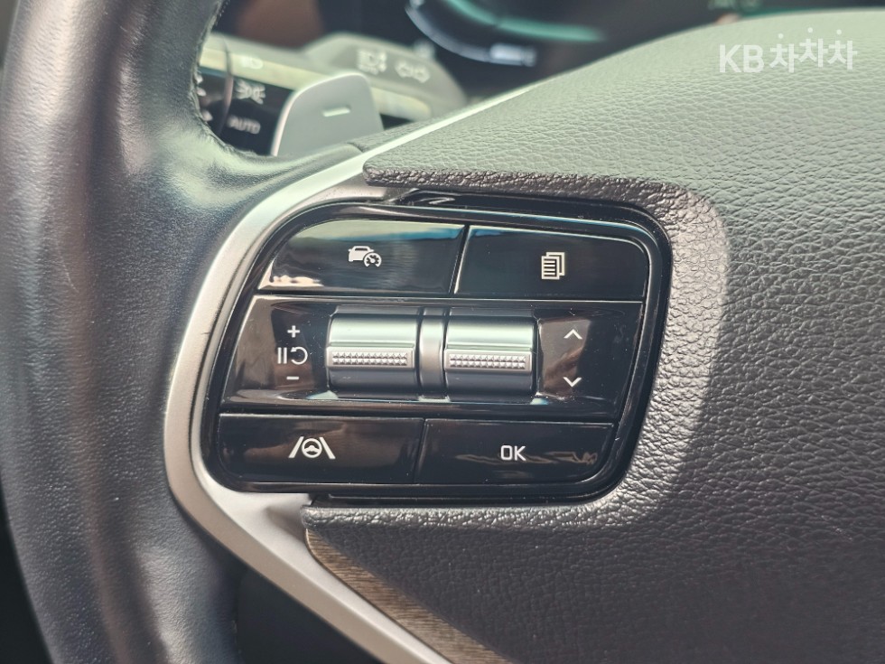 Kia K8 — miniaturë 18
