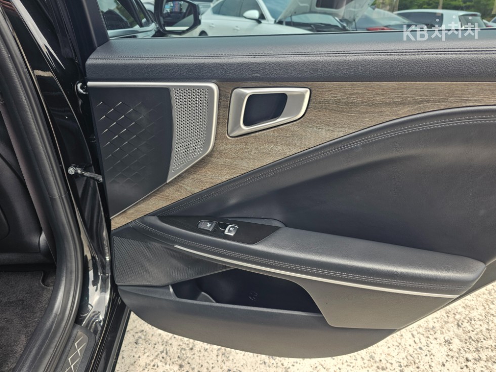 Kia K8 — miniaturë 20