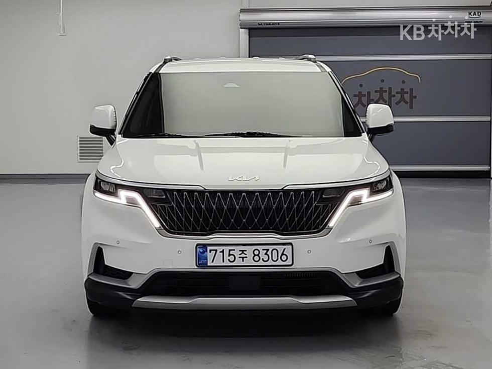 Kia Carnival — miniaturë 2