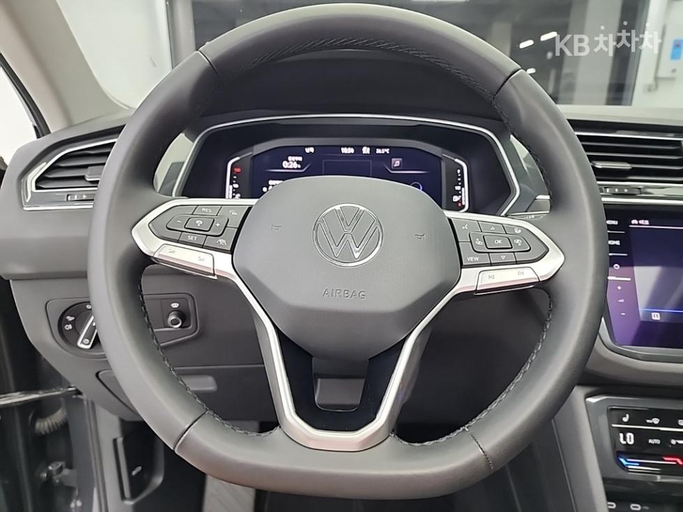 2022 Volkswagen Used Car photo
