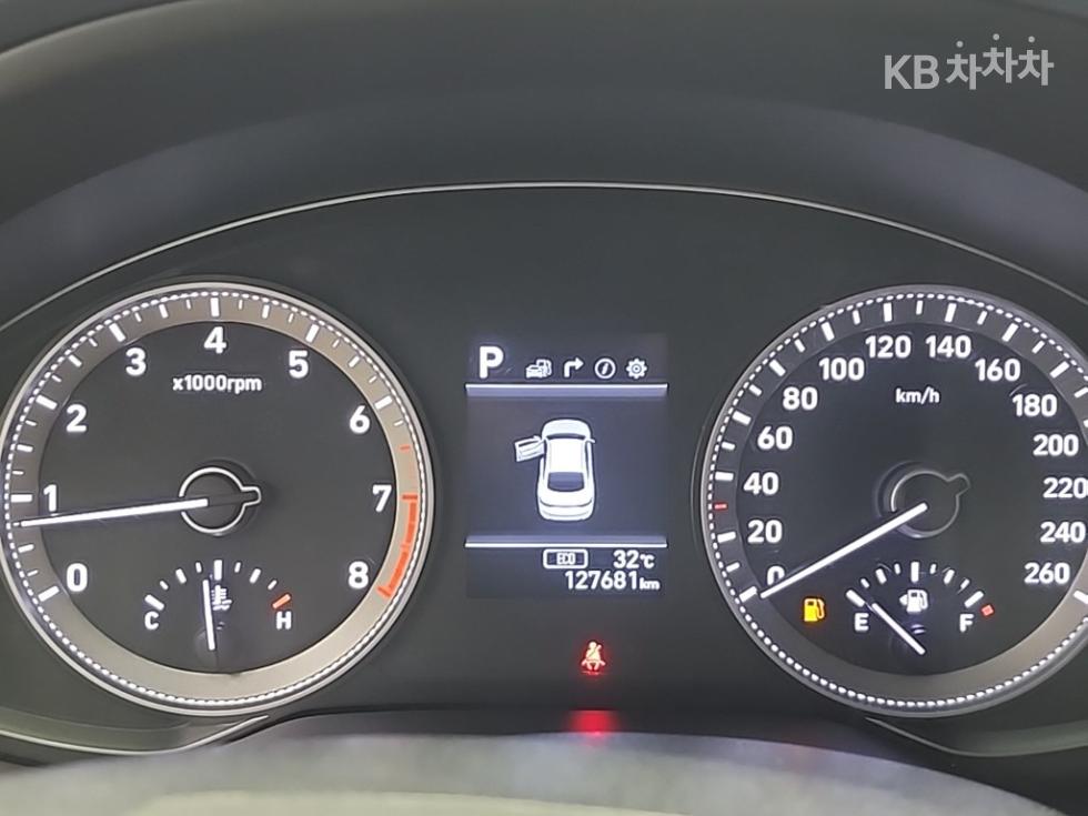 Hyundai Grandeur — miniaturë 6