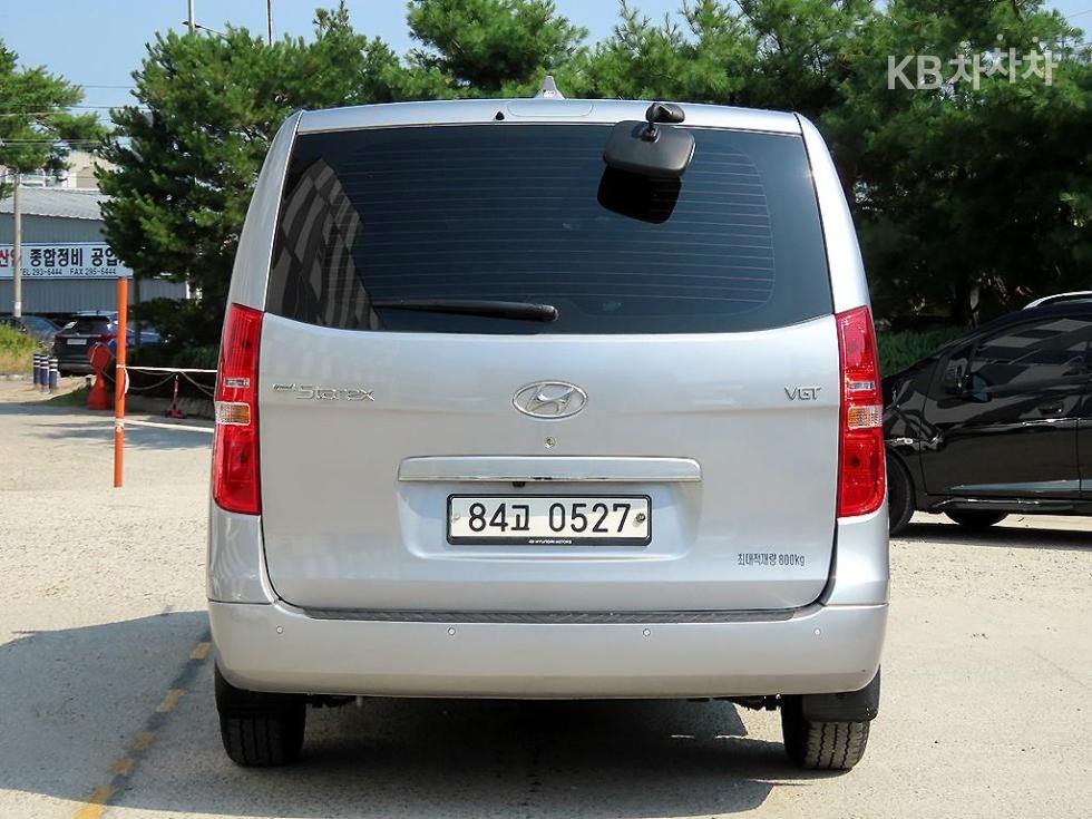 Hyundai Starex — miniaturë 4
