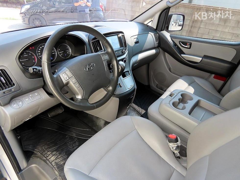 Hyundai Starex — miniaturë 7