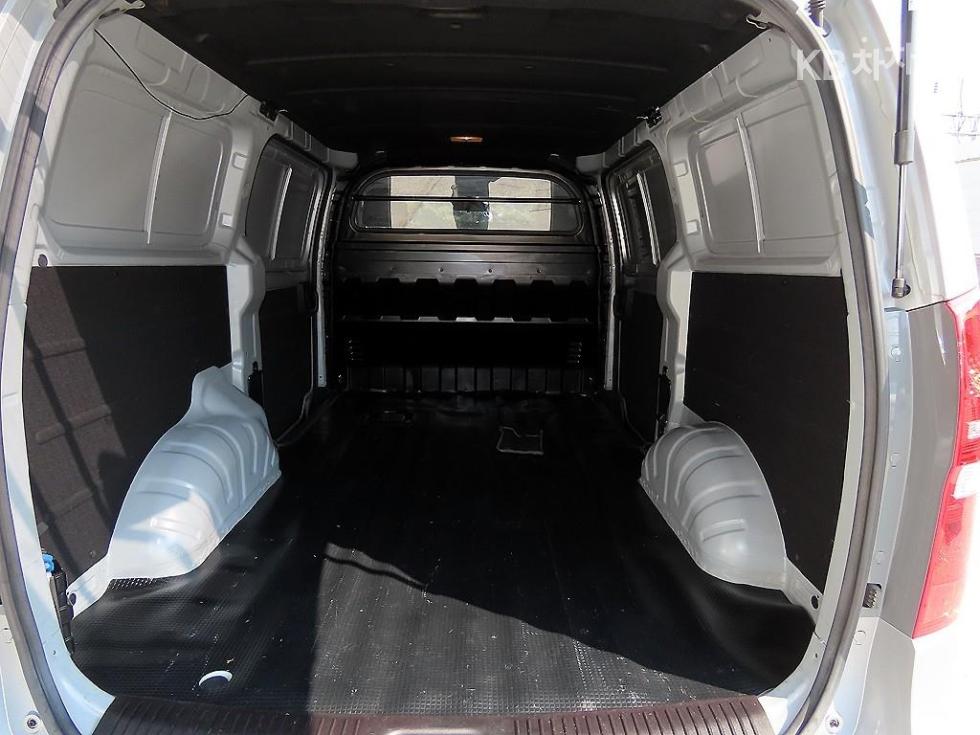 Hyundai Starex — miniaturë 17