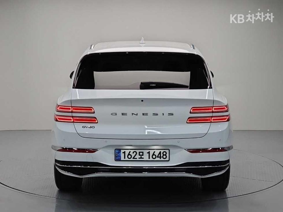 2024 Genesis GV80 photo