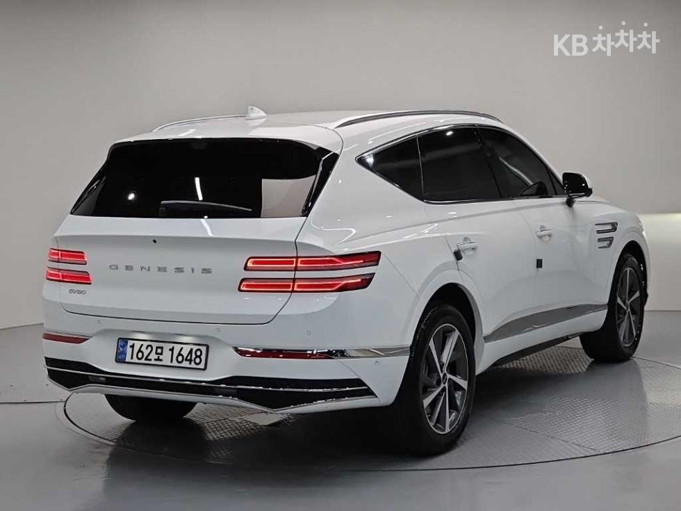 2024 Genesis GV80 photo
