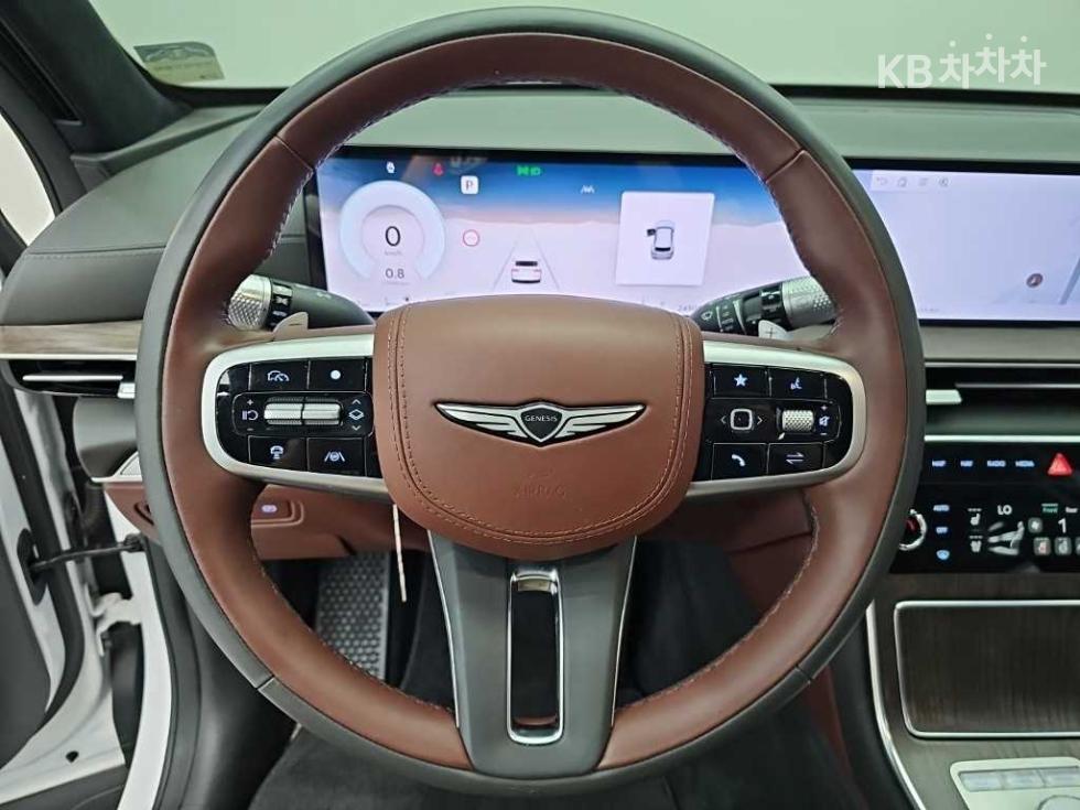 2024 Genesis GV80 photo