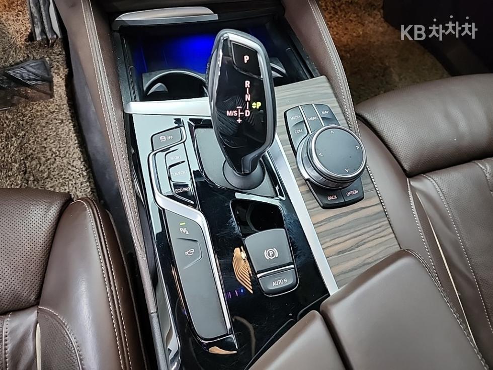 BMW 5er — miniaturë 8