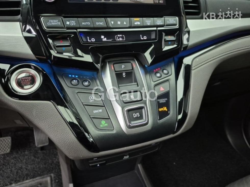 Honda Odyssey — miniaturë 10