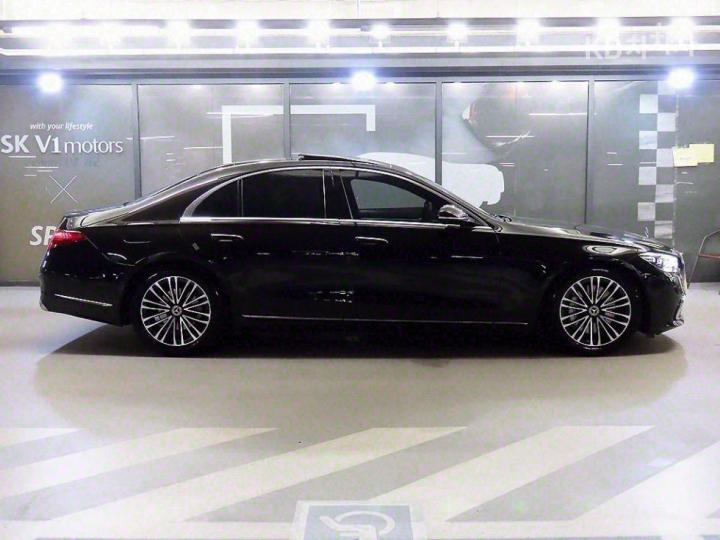 Mercedes-Benz S-klasse — miniaturë 3