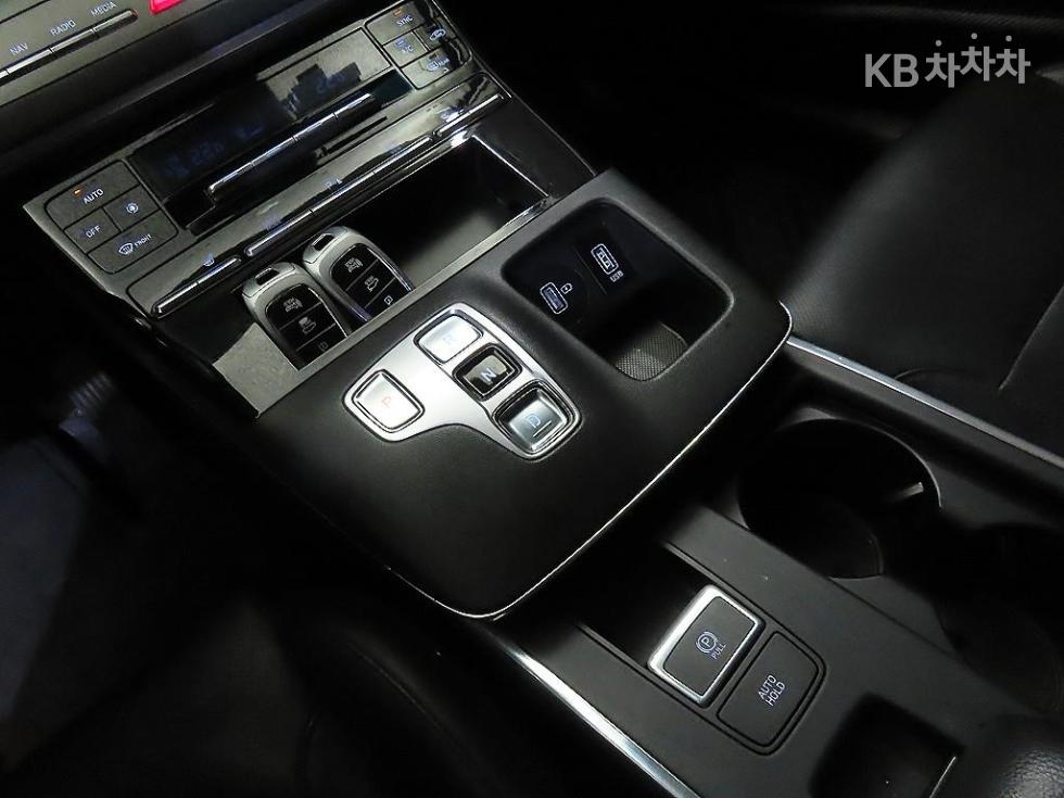Hyundai Grandeur — miniaturë 12